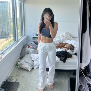 White pants (beach, vacation pants)